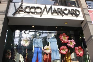 Yaccomaricard in Chit Lom