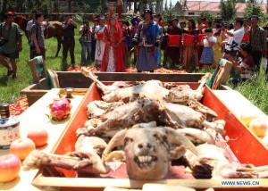 Wedding party in Horqin, Tongliao, Inner Mongolia (Source: Xinhuanet)