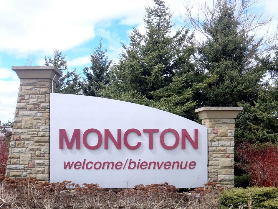 Moncton_bilingual – Language on the Move